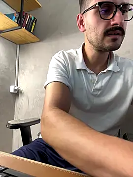 Superdad online show from September 2025 05:13:01 PM