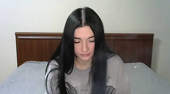 Snapshot of Liana_diva chatting on February 2025 07:58:02 PM Liana diva online show from February 2025 07:58:02 PM