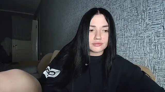 Liana diva online show from February 2026 02:37:02 PM