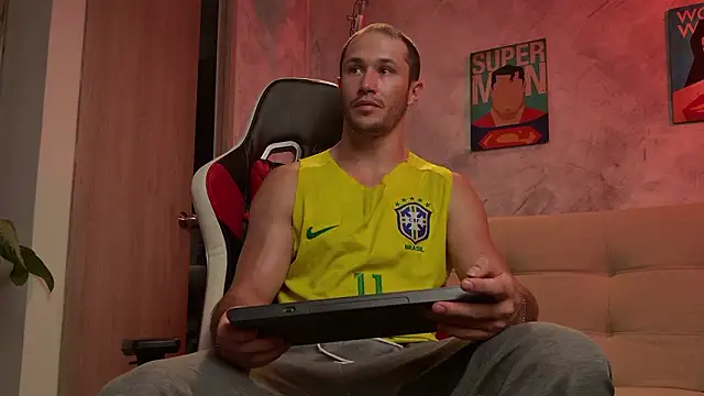 AxelFairchaild online show from February 2026 01:20:01 PM