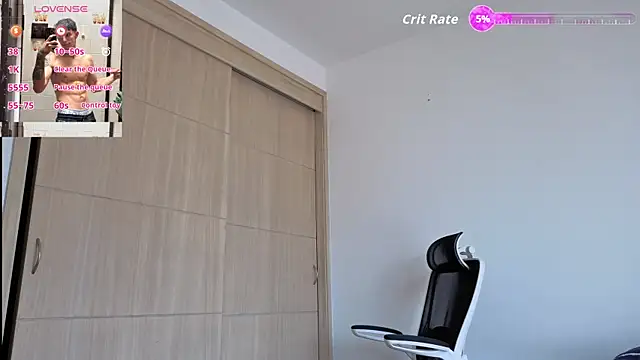 Cristopher23  online show from July 2026 05:49:02 PM