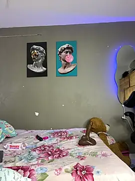 Snapshot of Lilybaudinx96 chatting on February 2025 03:45:01 AM Lilybaudinx96 online show from February 2025 03:45:01 AM