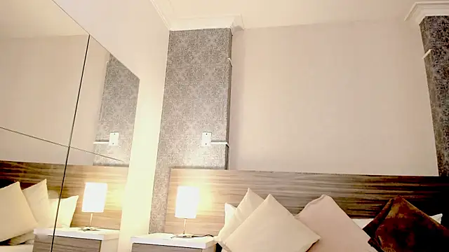 Snapshot of Mistyca chatting on February 2025 11:10:01 AM Mistyca online show from February 2025 11:10:01 AM