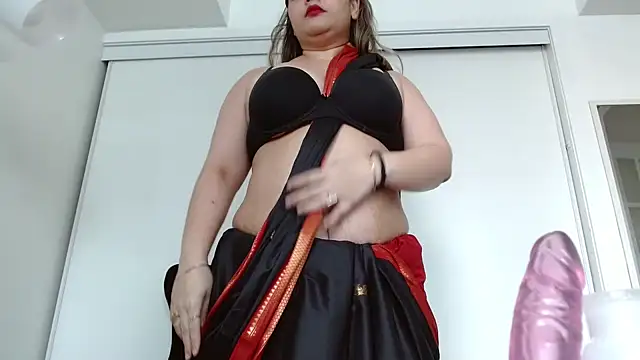 Snapshot of famous_indian_girl chatting on January 2025 07:49:01 PM famous indian girl online show from January 2025 07:49:01 PM