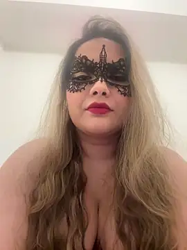 Snapshot of famous_indian_girl chatting on February 2025 01:34:02 AM famous indian girl online show from February 2025 01:34:02 AM