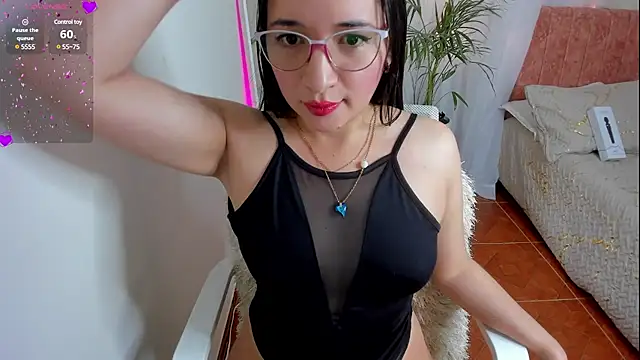 SamanthaBeltran online show from December 2024 08:37:01 PM