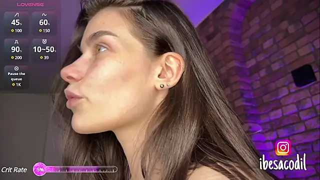 Snapshot of adriana_allien chatting on March 2025 06:35:02 AM adriana allien online show from March 2025 06:35:02 AM