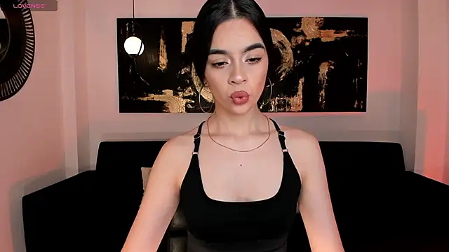 Snapshot of AlanaCraft chatting on March 2025 12:04:01 AM AlanaCraft online show from March 2025 12:04:01 AM