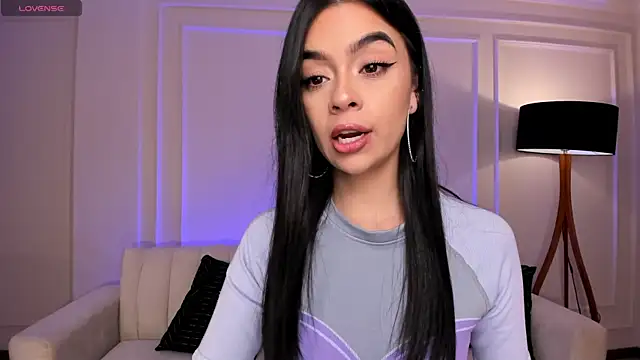 Snapshot of AlanaCraft chatting on March 2025 03:40:01 AM AlanaCraft online show from March 2025 03:40:01 AM