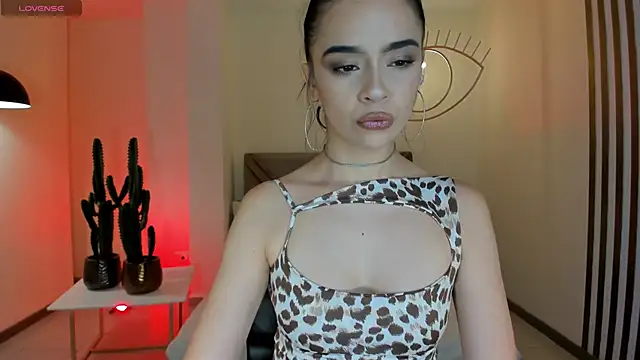 Snapshot of AlanaCraft chatting on March 2025 03:55:02 AM AlanaCraft online show from March 2025 03:55:02 AM