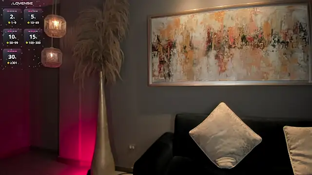 Snapshot of AlanaCraft chatting on September 2025 12:16:01 PM AlanaCraft online show from September 2025 12:16:01 PM