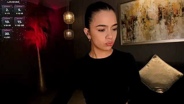 Snapshot of AlanaCraft chatting on September 2025 12:05:01 PM AlanaCraft online show from September 2025 12:05:01 PM