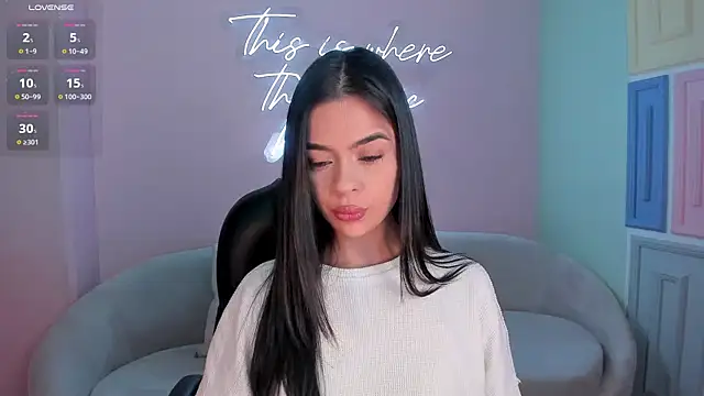 Snapshot of AlanaCraft chatting on September 2025 11:55:02 AM AlanaCraft online show from September 2025 11:55:02 AM