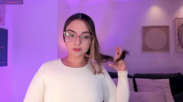 AllisonRogersX online show from April 2026 08:02:01 PM