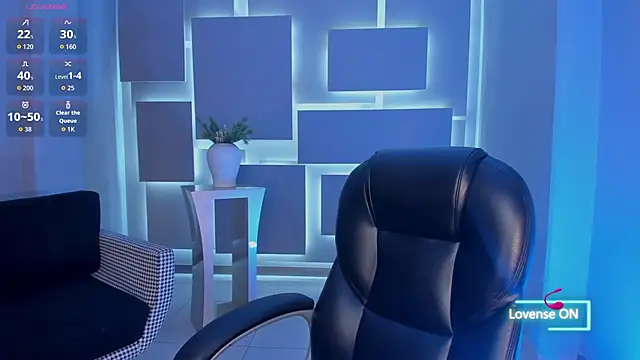 Snapshot of MaddisonLowe chatting on March 2026 08:57:01 PM MaddisonLowe online show from March 2026 08:57:01 PM