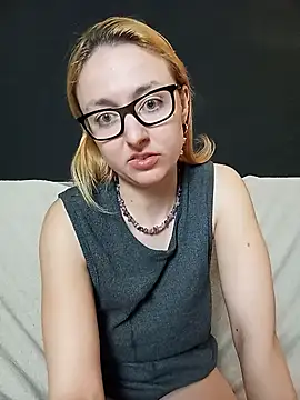 Snapshot of Sexy-Milf-Big chatting on December 2024 10:18:02 PM Sexy-Milf-Big online show from December 2024 10:18:02 PM