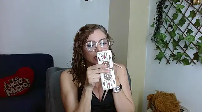 Snapshot of _melisaa_ chatting on December 2024 07:32:02 PM melisaa online show from December 2024 07:32:02 PM