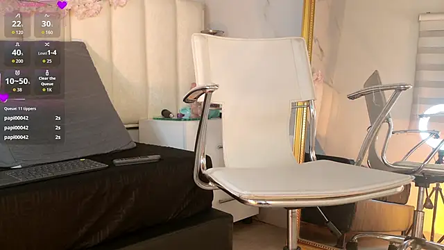 Mackenize online show from September 2025 11:15:01 PM