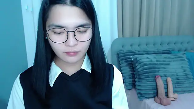 zhaviahale21 online show from October 2025 11:28:01 AM
