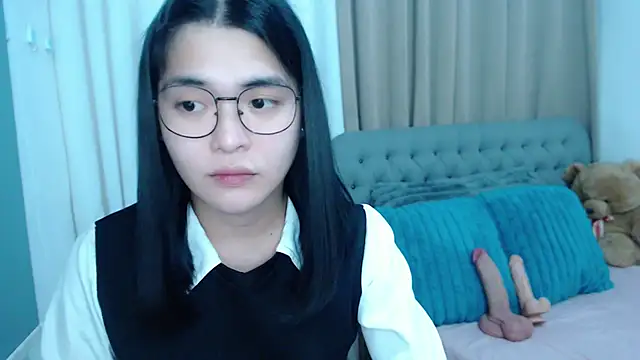 zhaviahale21 online show from October 2025 11:40:01 AM