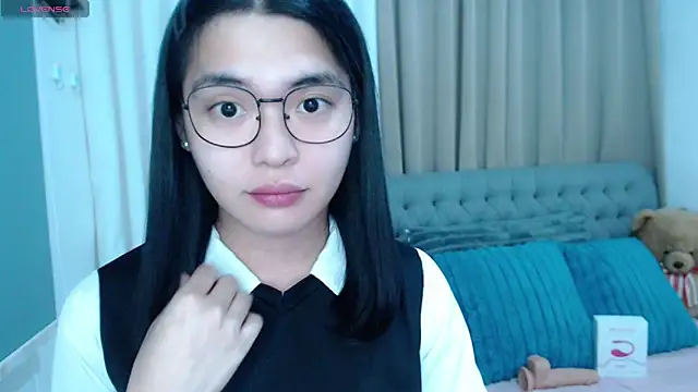 zhaviahale21 online show from November 2025 07:20:02 AM