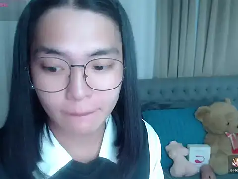 zhaviahale21 online show from July 2026 10:05:01 PM