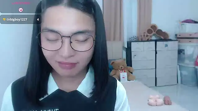zhaviahale21 online show from July 2026 02:24:01 PM