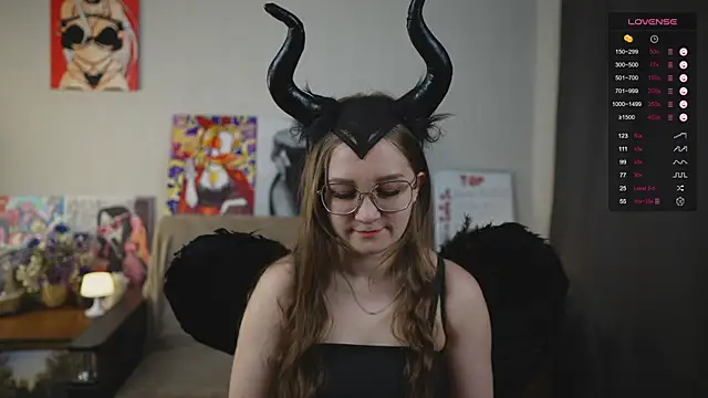 Miatiny online show from November 2025 03:02:01 PM