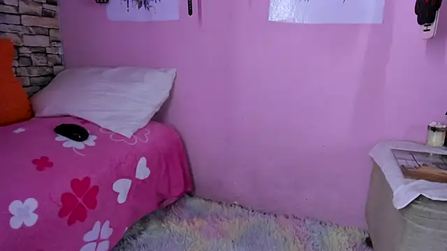 daphneandrade online show from March 2025 03:45:02 PM