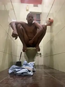 skyfall200 online show from February 2026 10:08:02 PM