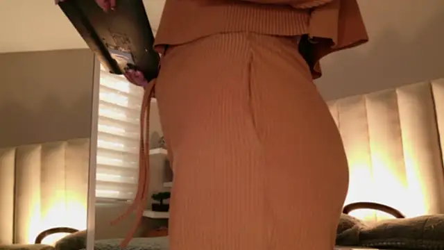 Megan mooree  online show from October 2025 12:16:02 PM