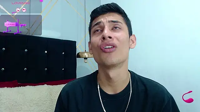 Oliver king sex online show from February 2025 03:41:02 PM