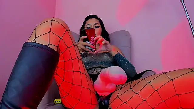 Agnes jones  online show from December 2024 04:04:01 PM