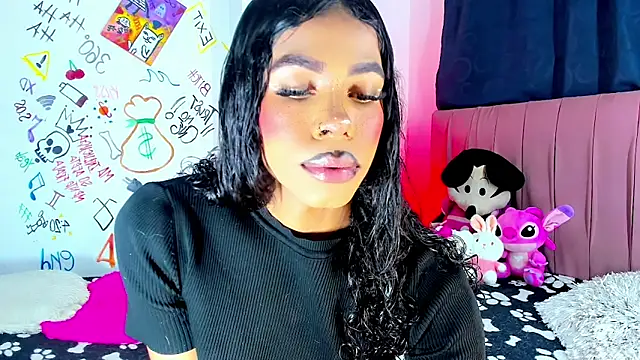 bloom444 online show from January 2026 10:35:01 PM