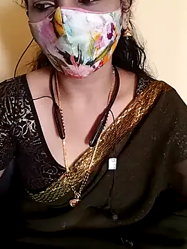 Snapshot of yourtamilcouple chatting on December 2024 03:14:02 AM yourtamilcouple online show from December 2024 03:14:02 AM