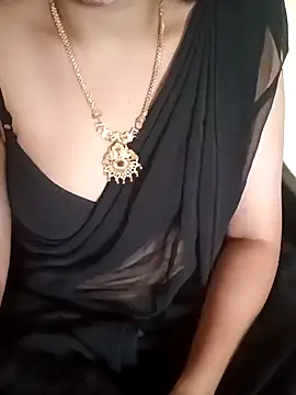 Snapshot of yourtamilcouple chatting on December 2024 09:29:02 AM yourtamilcouple online show from December 2024 09:29:02 AM