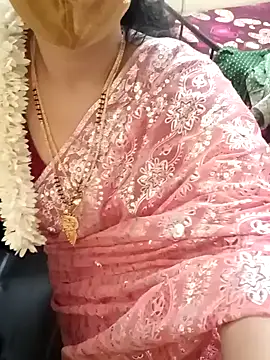 Snapshot of yourtamilcouple chatting on January 2025 08:13:02 AM yourtamilcouple online show from January 2025 08:13:02 AM