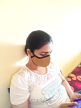 Snapshot of yourtamilcouple chatting on March 2025 05:50:02 AM yourtamilcouple online show from March 2025 05:50:02 AM