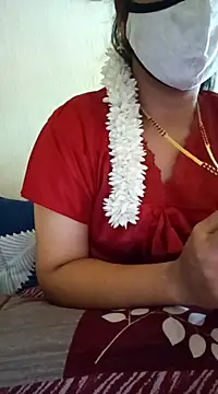 Snapshot of yourtamilcouple chatting on March 2025 04:43:01 AM yourtamilcouple online show from March 2025 04:43:01 AM