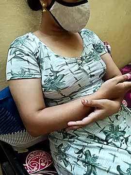 Snapshot of yourtamilcouple chatting on March 2025 05:59:02 PM yourtamilcouple online show from March 2025 05:59:02 PM