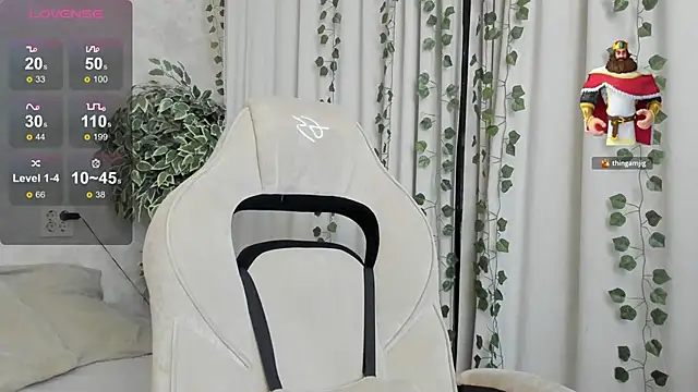 mell milles online show from November 2025 02:30:01 PM