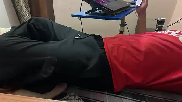 sexyboy09 online show from October 2025 06:59:01 AM