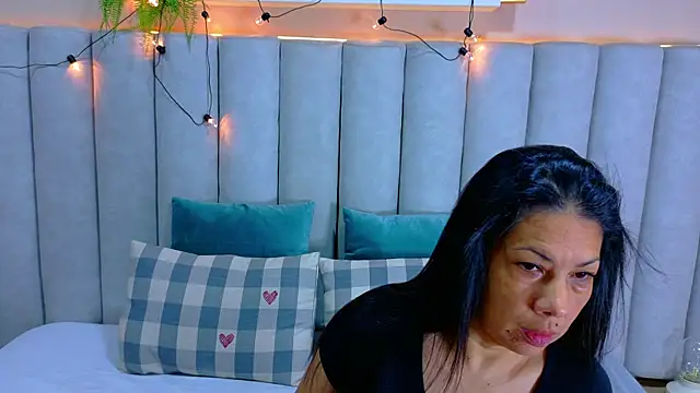 Snapshot of JaylaScott__ chatting on October 2025 11:33:02 AM JaylaScott online show from October 2025 11:33:02 AM