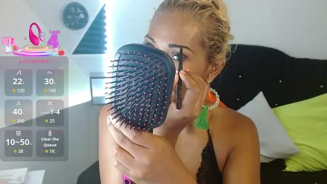 Snapshot of NatashaDormat chatting on November 2025 12:38:01 PM NatashaDormat online show from November 2025 12:38:01 PM