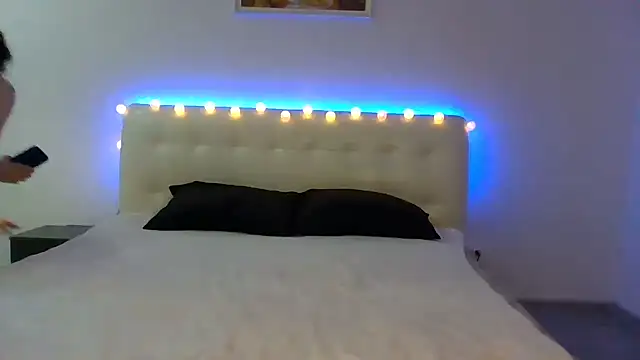 Frank07021 online show from December 2024 10:28:02 PM