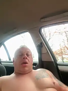 JakubW79 online show from December 2024 12:00:01 PM