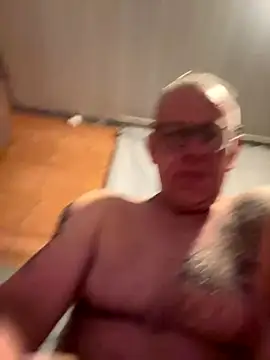 JakubW79 online show from October 2025 10:16:01 PM