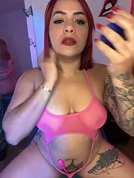 Snapshot of EmmaHot chatting on November 2025 11:51:02 AM EmmaHot online show from November 2025 11:51:02 AM