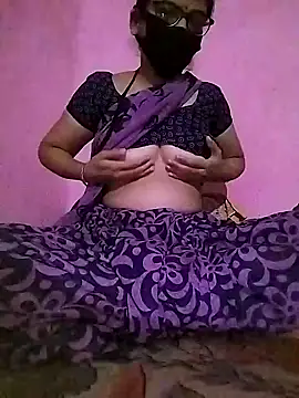 Snapshot of Hinalsharma chatting on January 2025 05:13:01 PM Hinalsharma online show from January 2025 05:13:01 PM