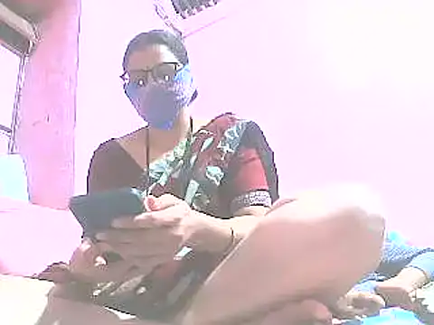 Snapshot of Hinalsharma chatting on February 2025 05:58:01 PM Hinalsharma online show from February 2025 05:58:01 PM